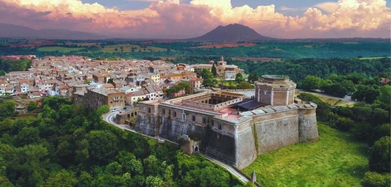 Suali Case Nel Borgo Civita Castellana Exterior photo