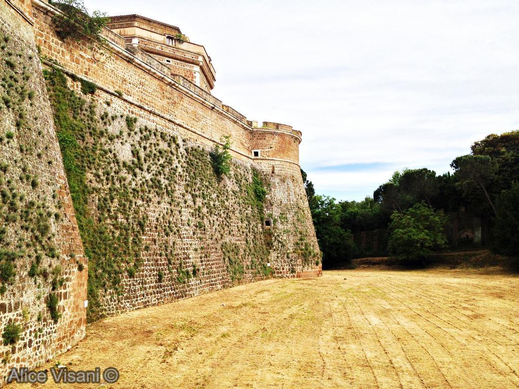 Suali Case Nel Borgo Civita Castellana Exterior photo